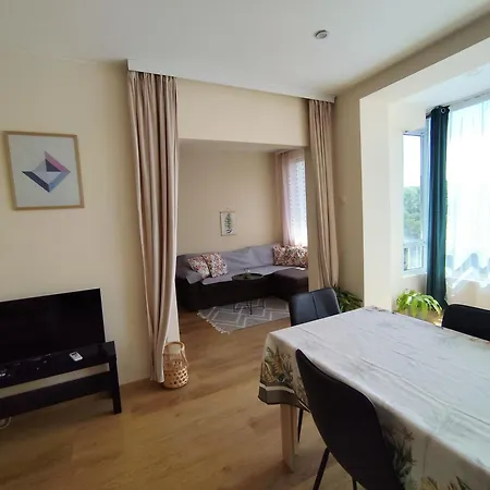 Grand And Prime Apartament Warna